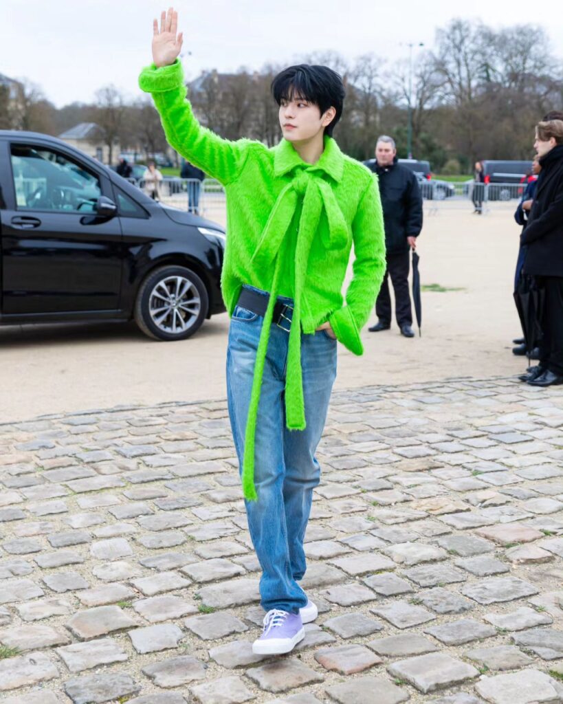 Seungmin Biography: Age, Net Worth, Instagram, Spouse, Height, Wiki, Parents, Siblings, Band, Awards, Songs